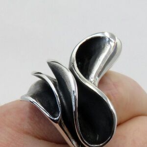 Custom Made Elegant Sterling Silver  925 Women's Ring.